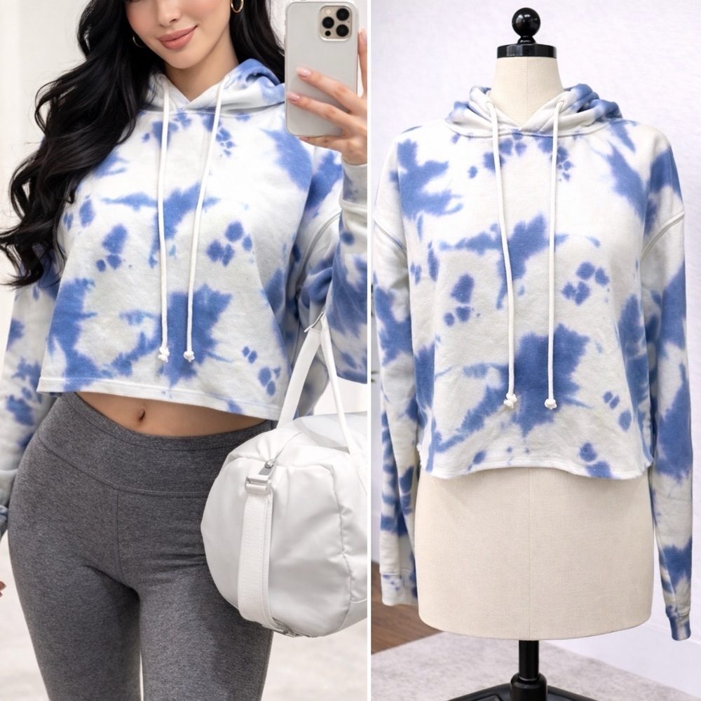 104 Wild Fable | EUC Cotton Blue White Tie-Dye Cropped Hoodie Sweatshirt (XS/S) - Picture 1 of 10